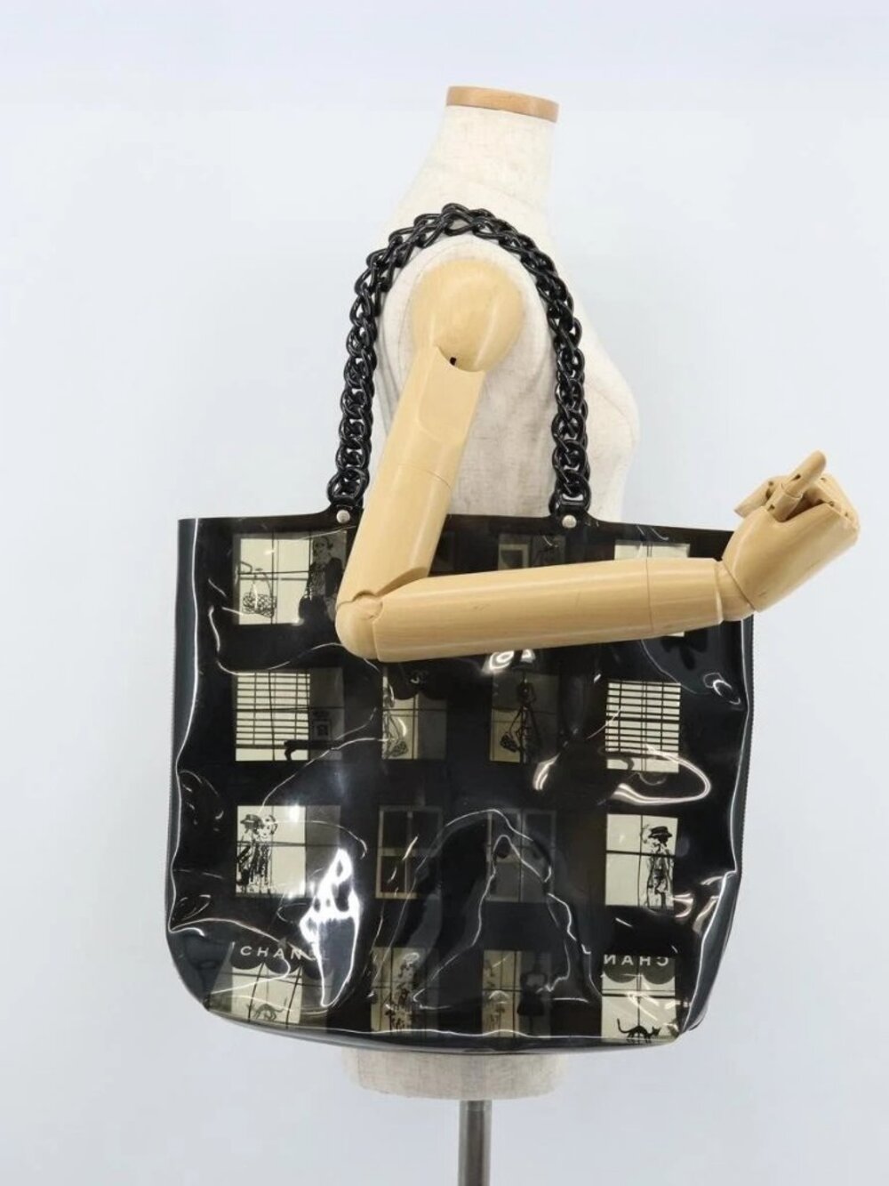 CHANEL Chain Tote Bag Vinyl Black CC Auth ARZ371